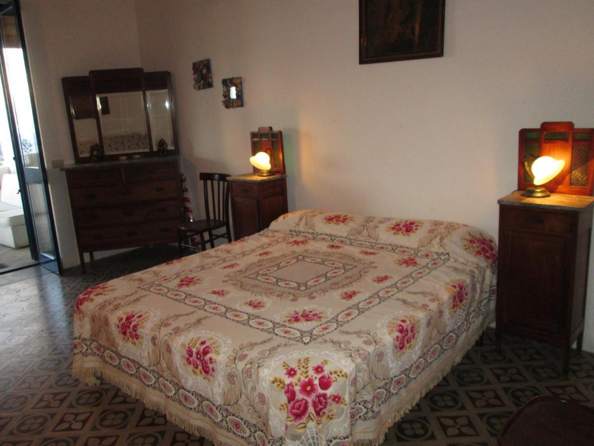 Pomelia Apartment