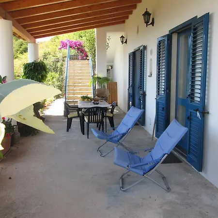 Pomelia Apartment Lipari  Room photo